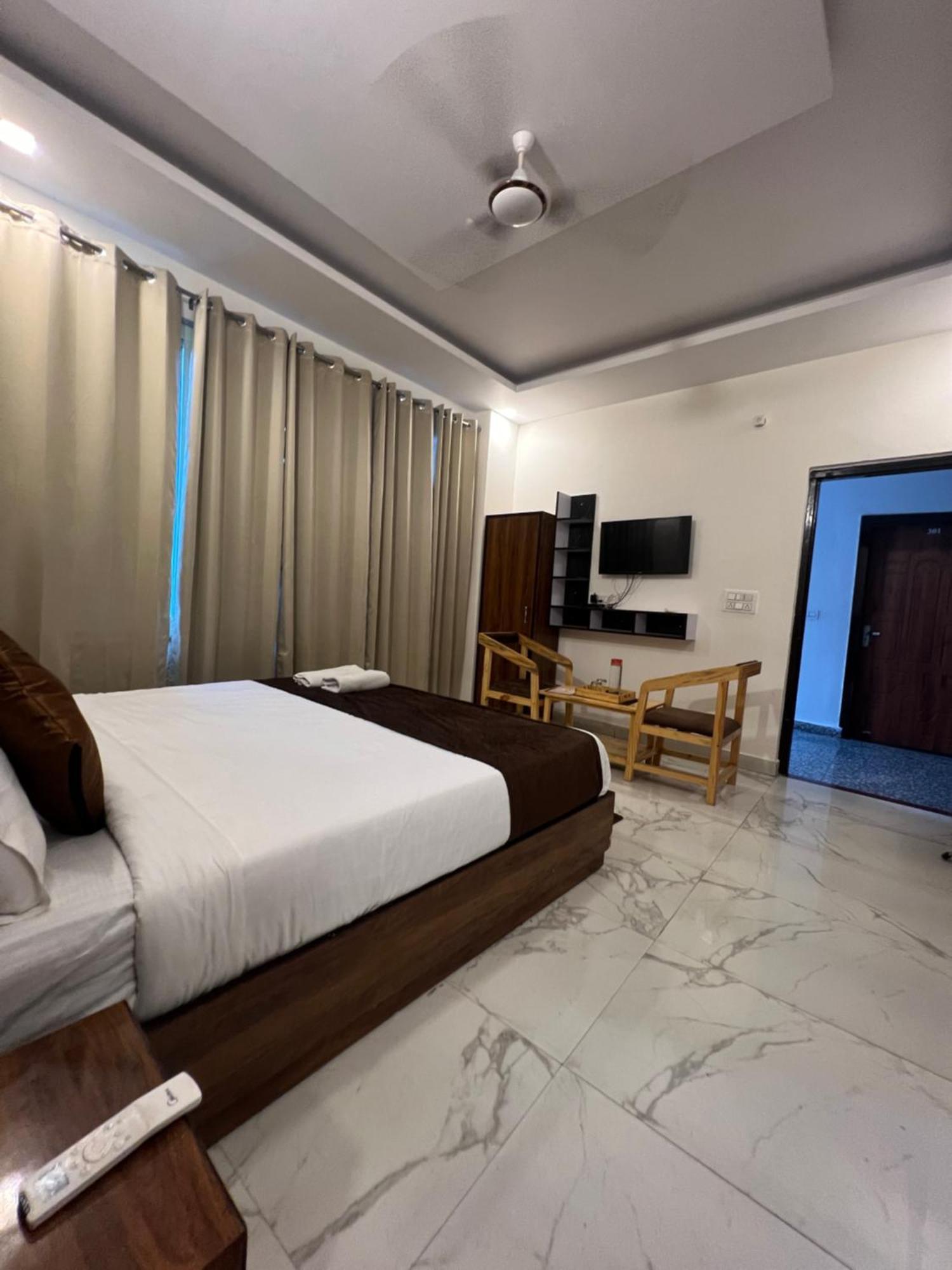 Hotel The Royal Galaxy Rishīkesh Zewnętrze zdjęcie